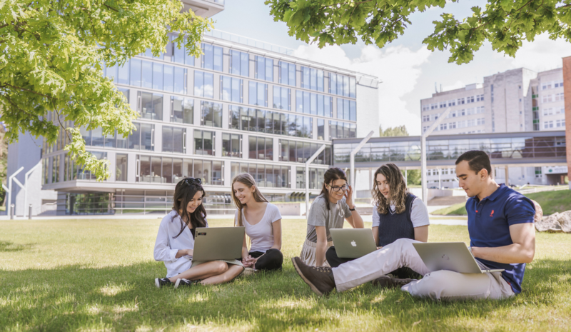 Aktualu studentams: viskas, ką reikia žinoti apie valstybės remiamas paskolas